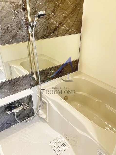 バス・シャワールーム　お風呂です。