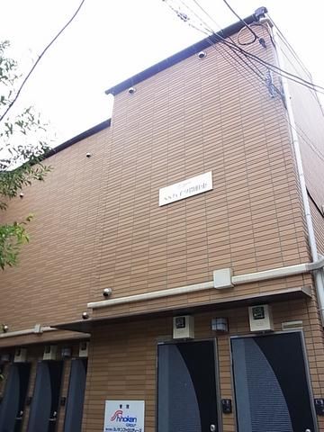 建物外観　築浅アパートメント