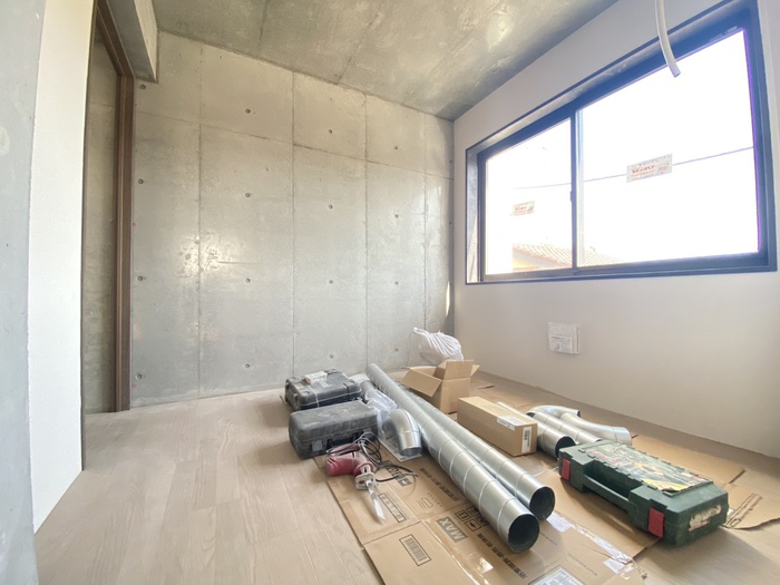 建物外観　建築中