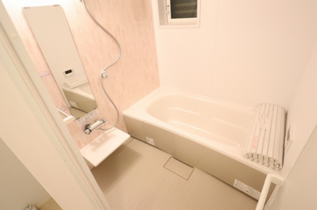 バス・シャワールーム　他室画像