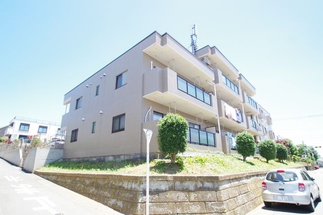 建物外観　★お部屋探しはタウンハウジング稲田堤店まで★