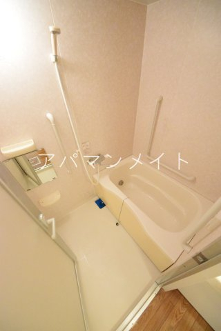 バス・シャワールーム　追い焚き機能付き