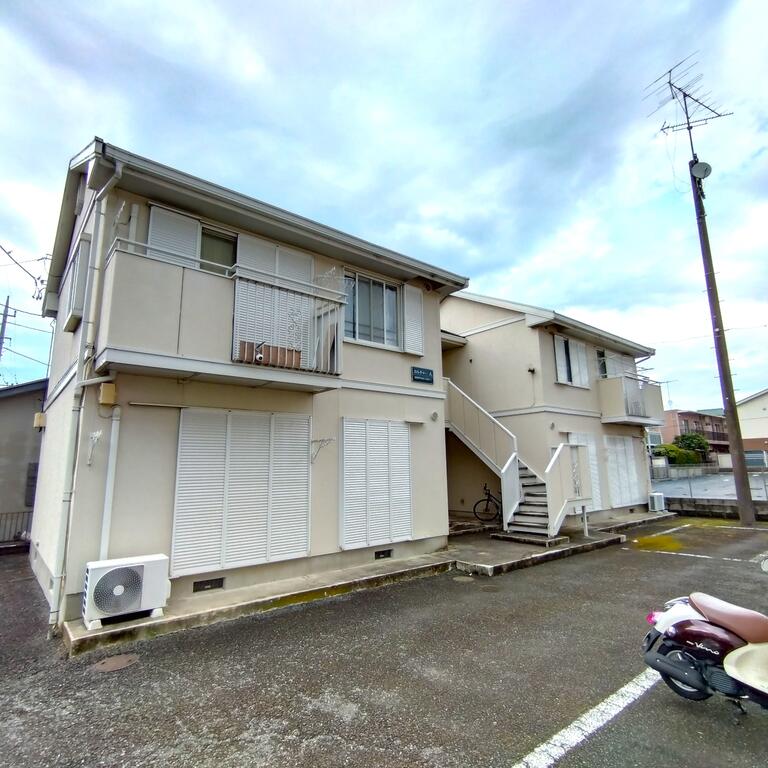 建物外観　積水ハウス施工　閑静な住宅街　南向き陽当り良好♪