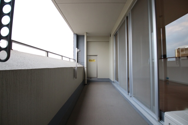 バルコニー　※別室の参考写真の為、現況優先です。