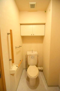 トイレ　コンパクトで使いやすいトイレです