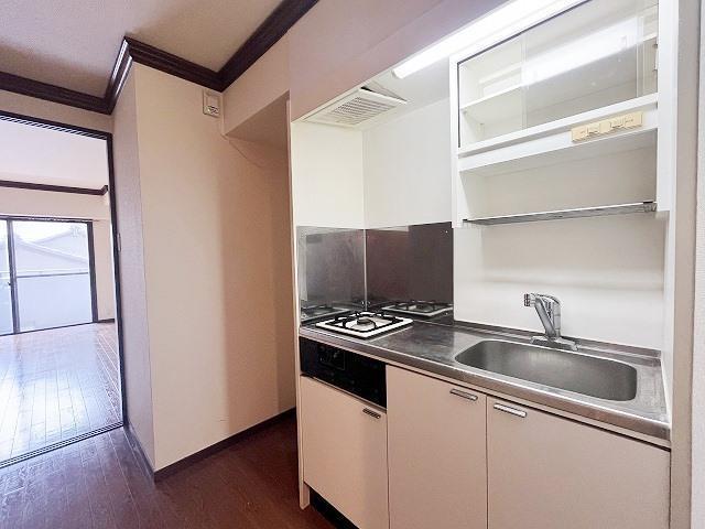 キッチン　別号室のお写真となります☆