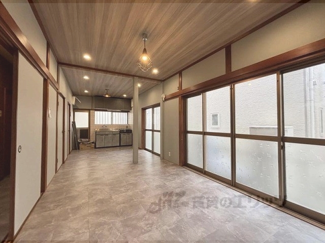 居室・リビング　リビング