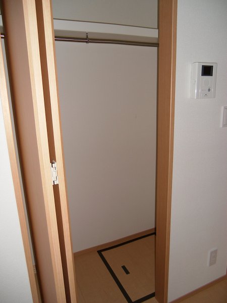 収納　ロングコートもＯＫ