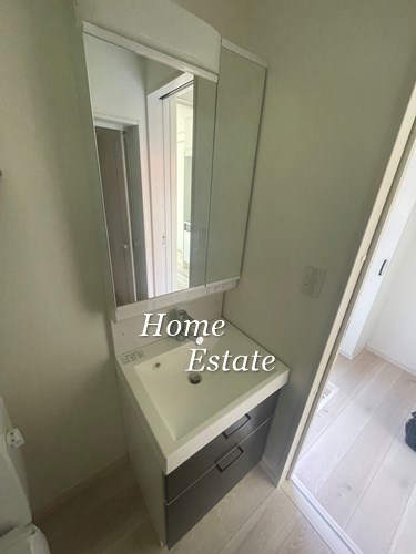 洗面設備　同仕様