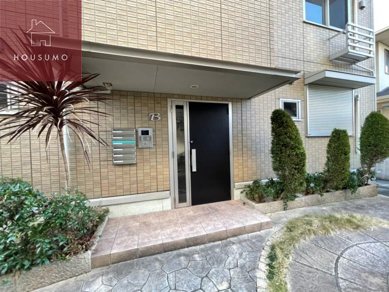 エントランス　建物の内部です