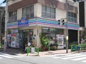 コンビニ　コミュニティ・ストア佃おおぼし店（コンビニ）まで127m