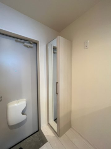 玄関　※同シリーズ物件の写真になります