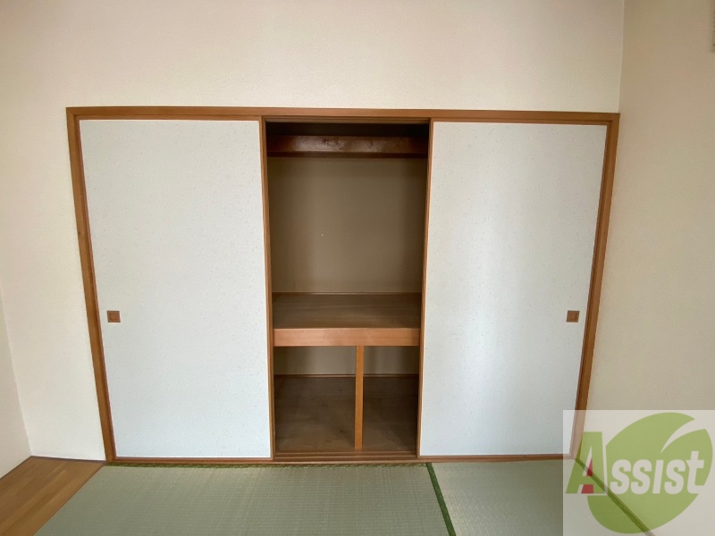 収納　洋室にはクローゼットがあるのですっきり片付きそうです。