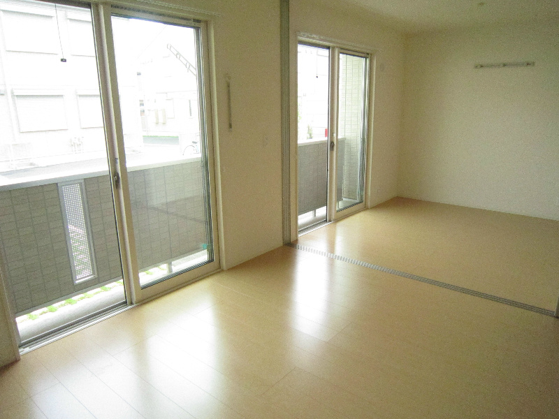 居室・リビング　※別部屋参考写真