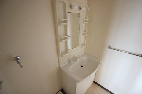 洗面設備　※別部屋の写真です