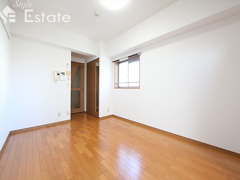 居室・リビング　内装