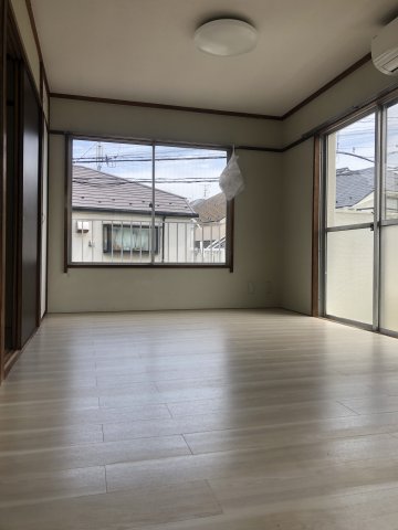 居室・リビング　ゆったりとした居間です