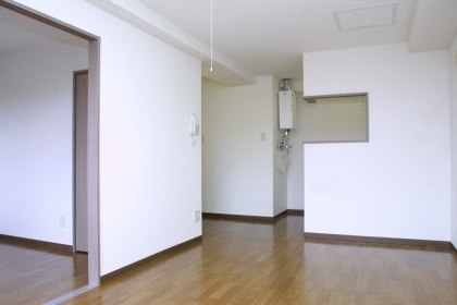 居室・リビング　9.7帖の広々としたリビングです！