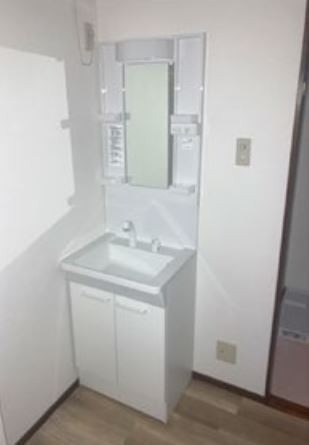 洗面設備　※同仕様写真含む