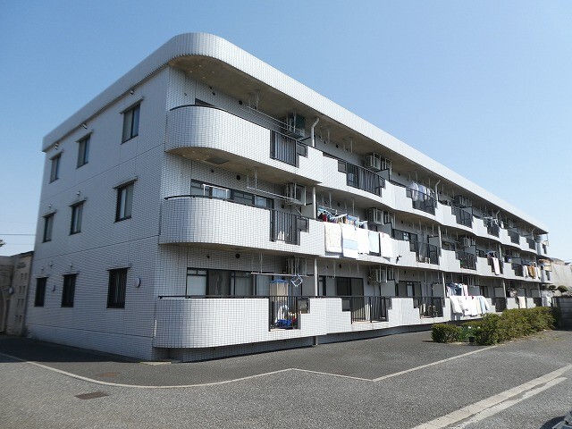 建物外観　タイル張り