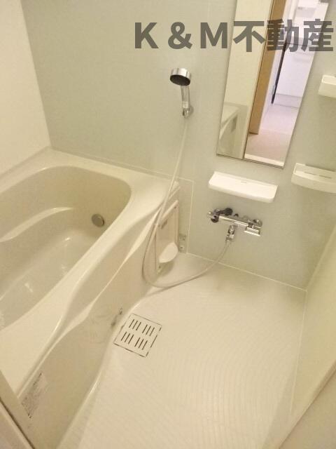 バス・シャワールーム　日々の暮らしに欠かせないお風呂です