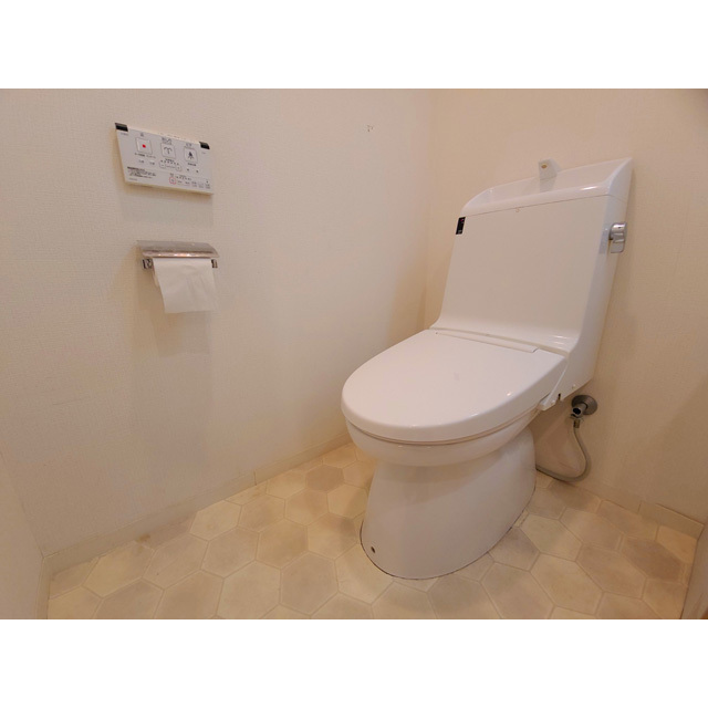 トイレ　トイレ