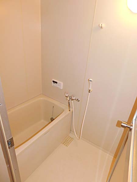 バス・シャワールーム　追焚付で寒い日も安心です！