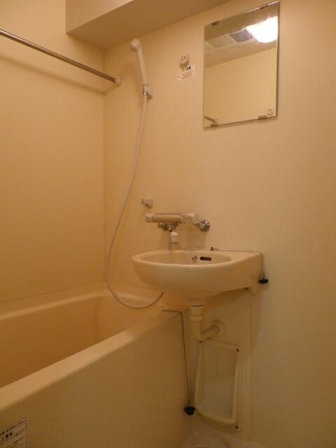 バス・シャワールーム　※反転タイプ?