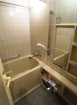 バス・シャワールーム　バス