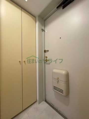 玄関　プライムアーバン三軒茶屋III