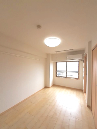 居室・リビング　居間・リビング