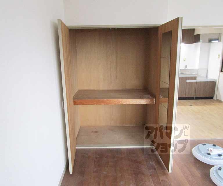 収納　３０６号室の写真です。