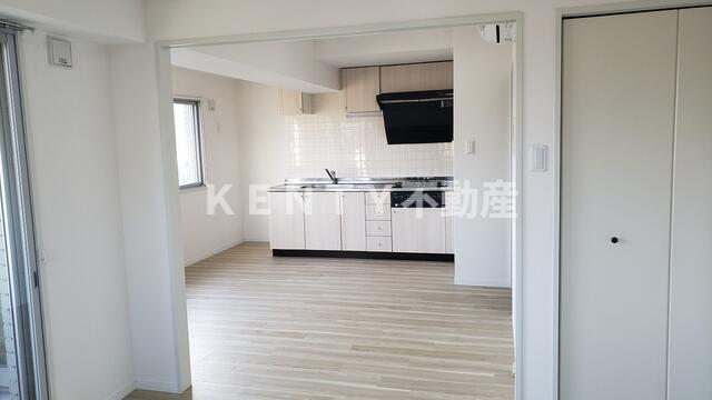 居室・リビング　居間です