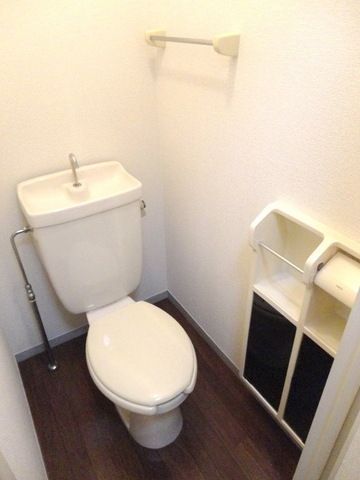 トイレ　★小物入れもあります★
