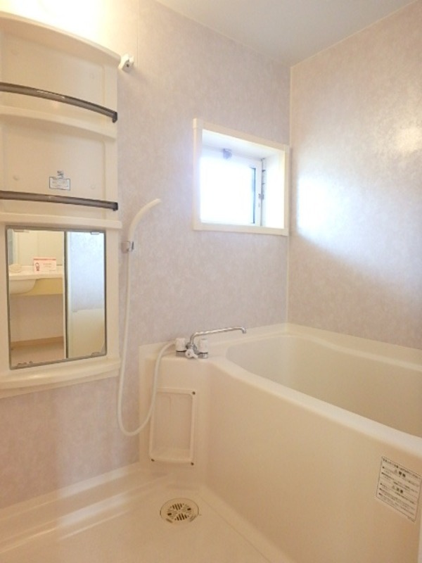 バス・シャワールーム　図面と現状に相違がある場合には現状を優先