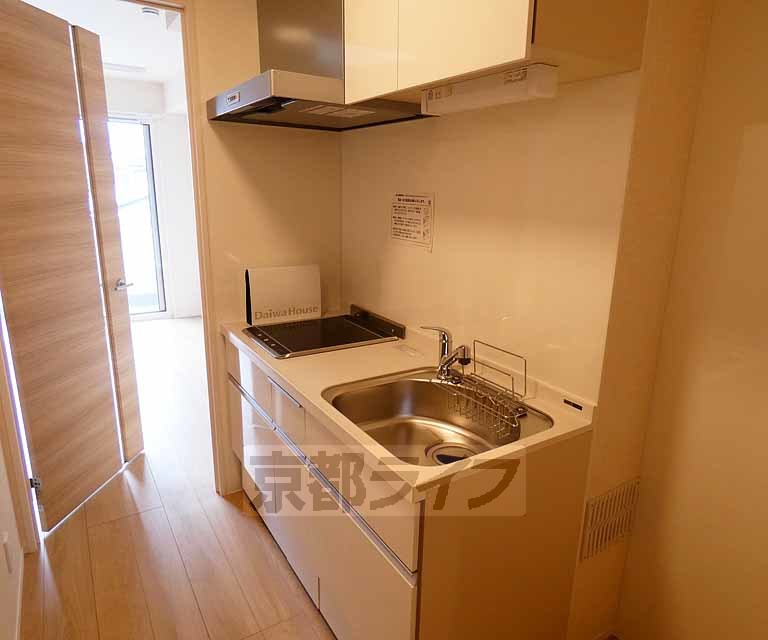 キッチン　新築でキレイです。