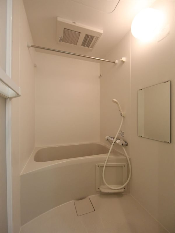 バス・シャワールーム　バスルーム　浴室暖房乾燥機付き