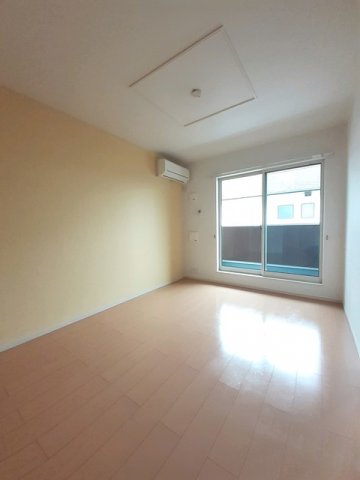 居室・リビング　居間です