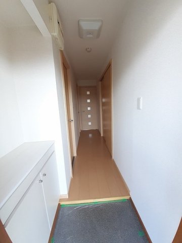 玄関　シンプルで使いやすい玄関です