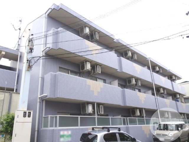 建物外観　オートロックあり♪