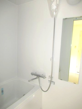 バス・シャワールーム　きれいなお風呂です