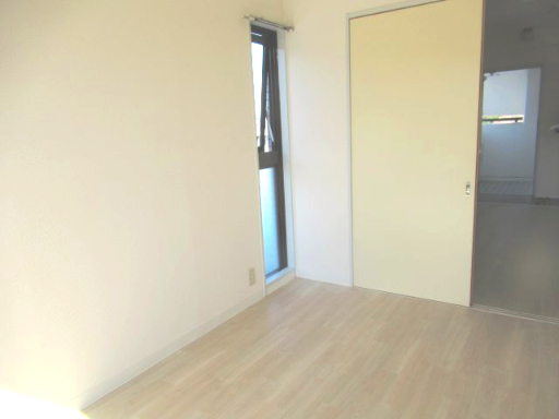 その他部屋・スペース　使い勝手のいい寝室です