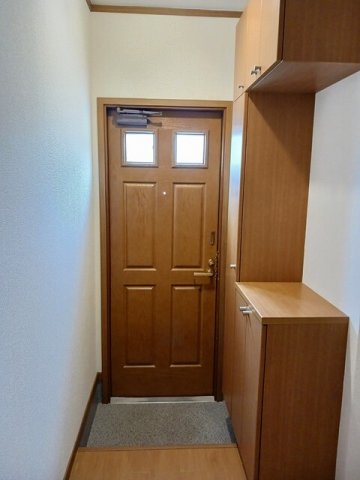 玄関　シンプルで使いやすい玄関です