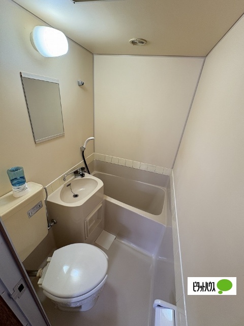 バス・シャワールーム　同一タイプ