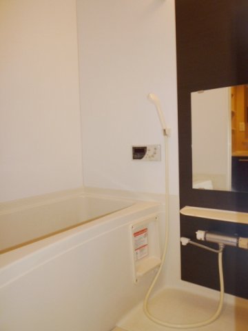 バス・シャワールーム　日々の暮らしに欠かせないお風呂です