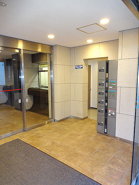 エントランス　玄関ホール