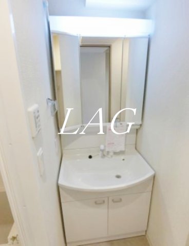 洗面設備　洗面台です。