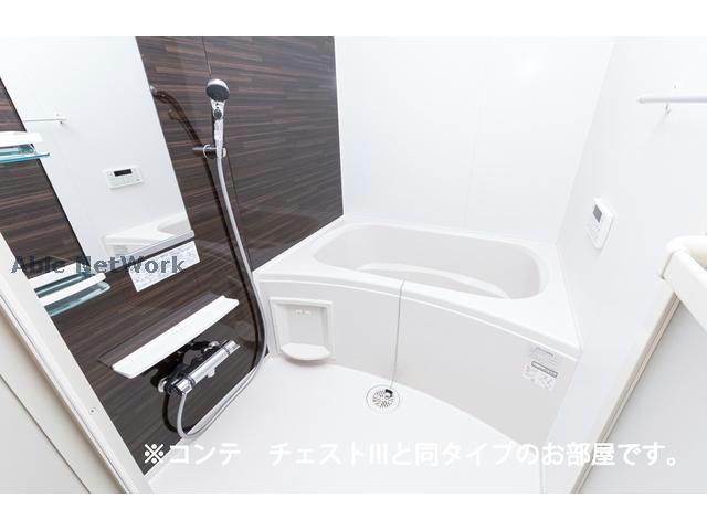 バス・シャワールーム　※同型タイプ参考写真