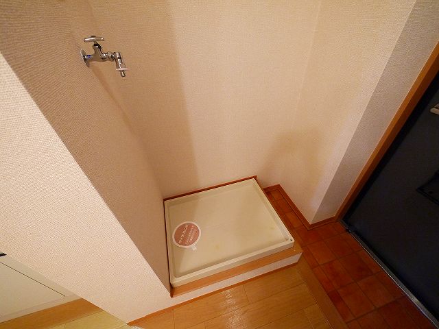 その他設備　嬉しい室内洗濯機置き場がございます。