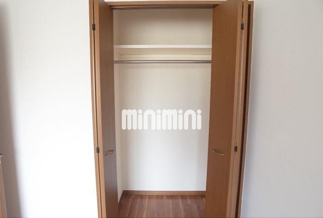 収納　洋室収納